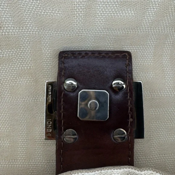 Fendi Zucca Cambas Mamma Baguette. - Picture 14 of 17